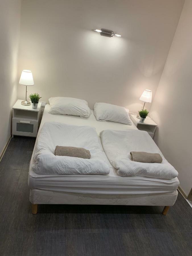 Doppelzimmer mit Poolblick